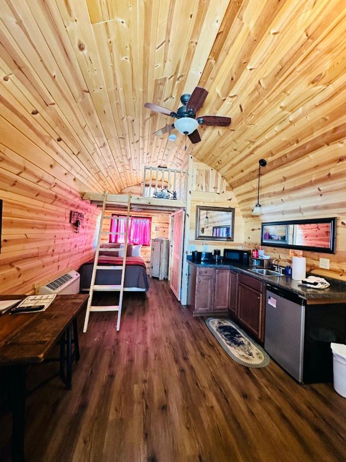 Country Cabins Hotel Chariton Extérieur photo