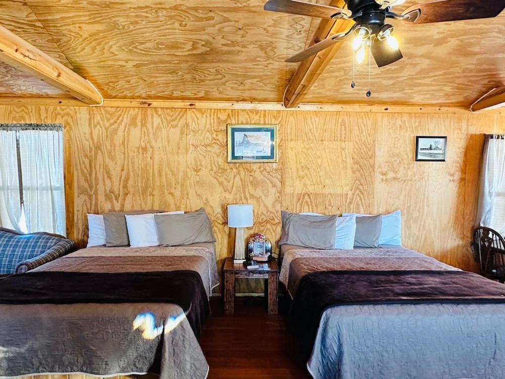 Country Cabins Hotel Chariton Extérieur photo