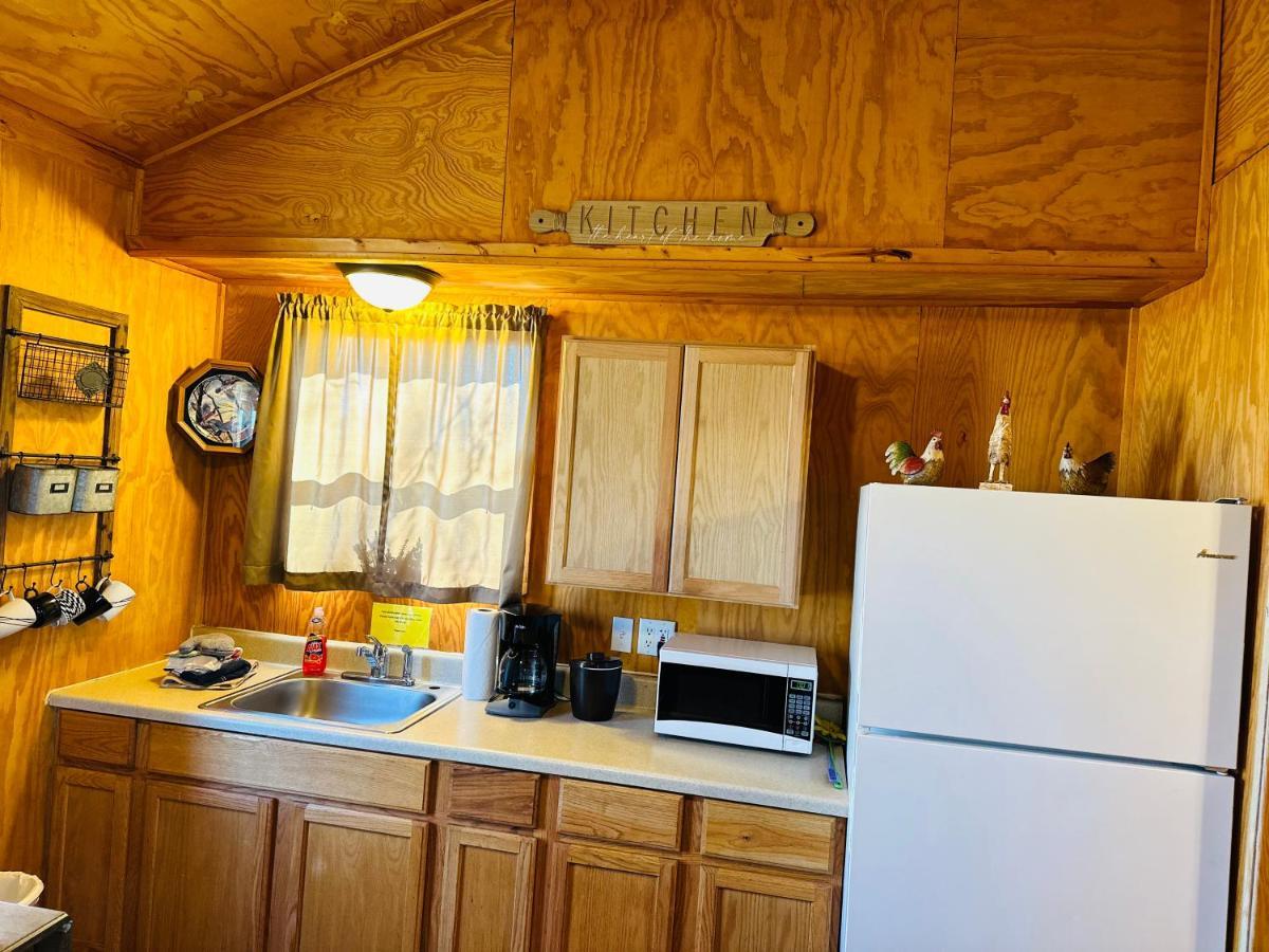 Country Cabins Hotel Chariton Extérieur photo