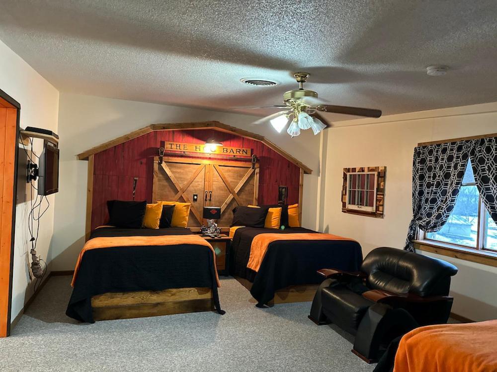 Country Cabins Hotel Chariton Extérieur photo