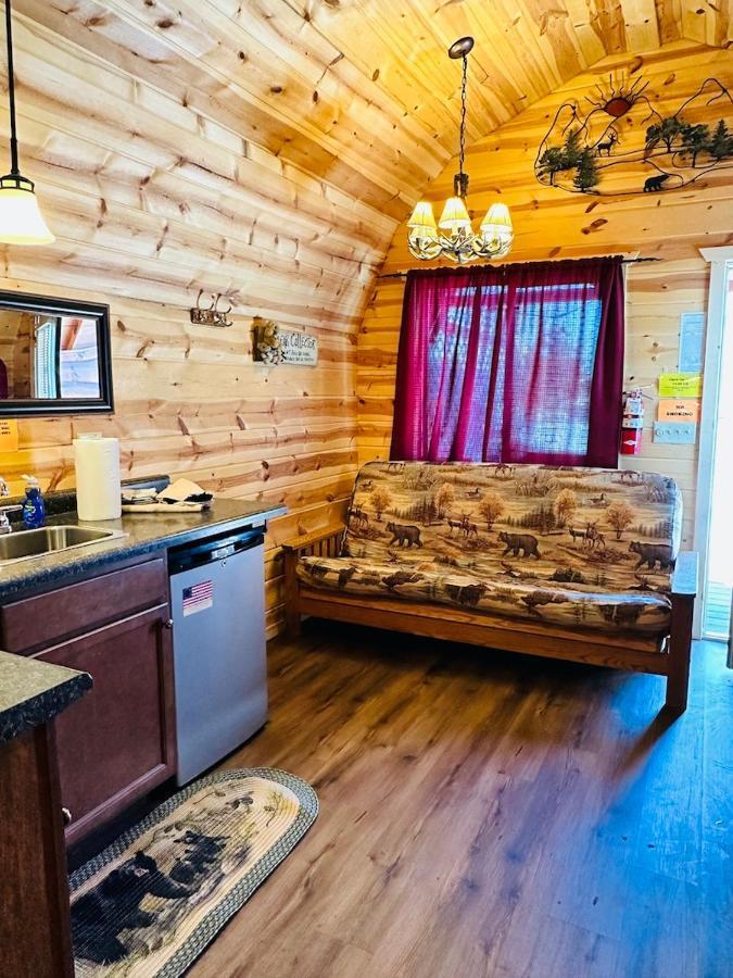 Country Cabins Hotel Chariton Extérieur photo