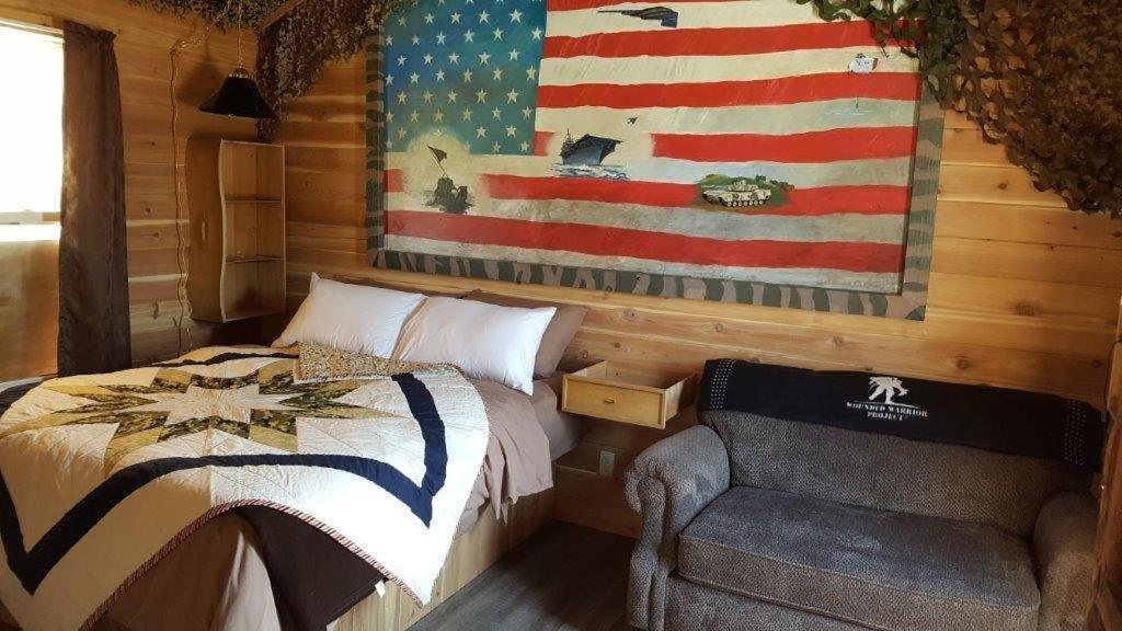 Country Cabins Hotel Chariton Extérieur photo